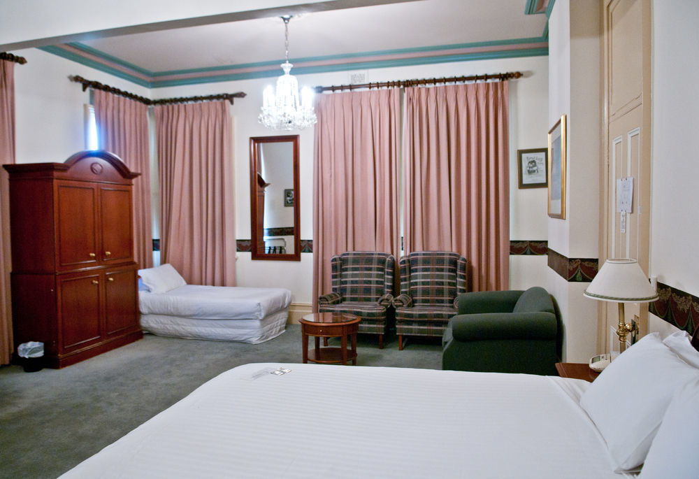 The Hotel Shamrock เบนดิโก ภายนอก รูปภาพ